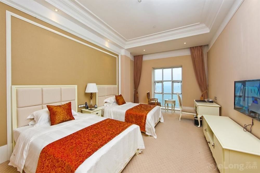 Blue Sky Hotel Яньтай Экстерьер фото